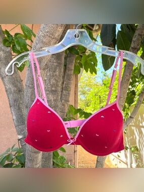 Late 2000’s Candie's Red & Pink Heart Embroidered Bra.